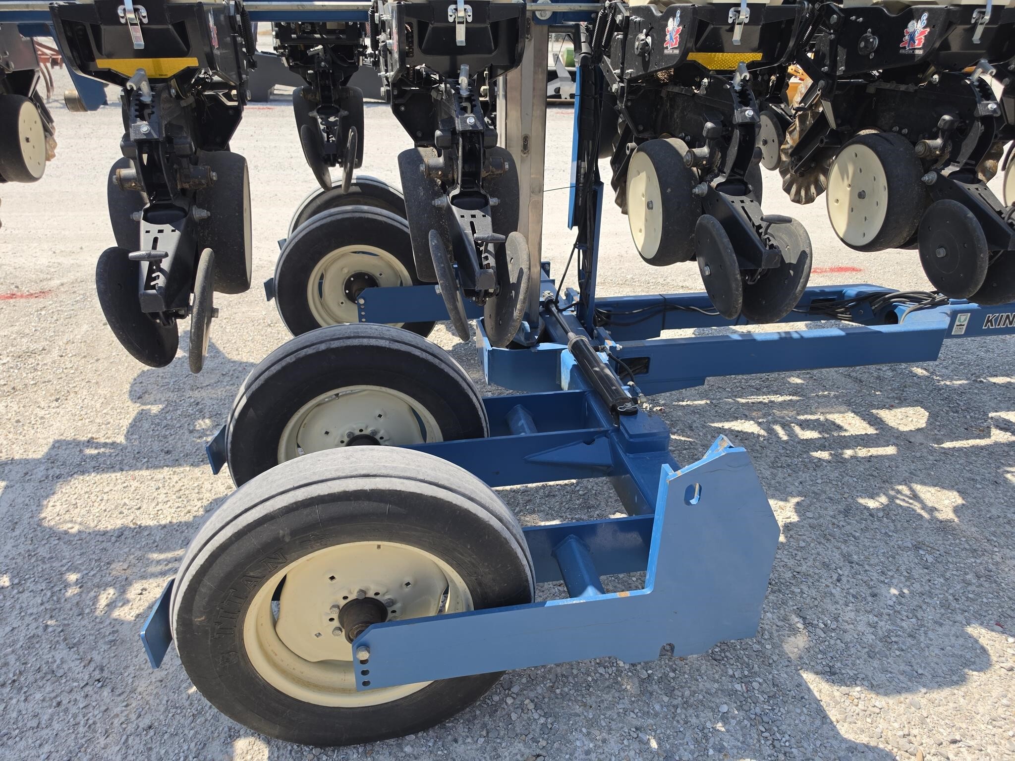 2010 Kinze 3500 Planter