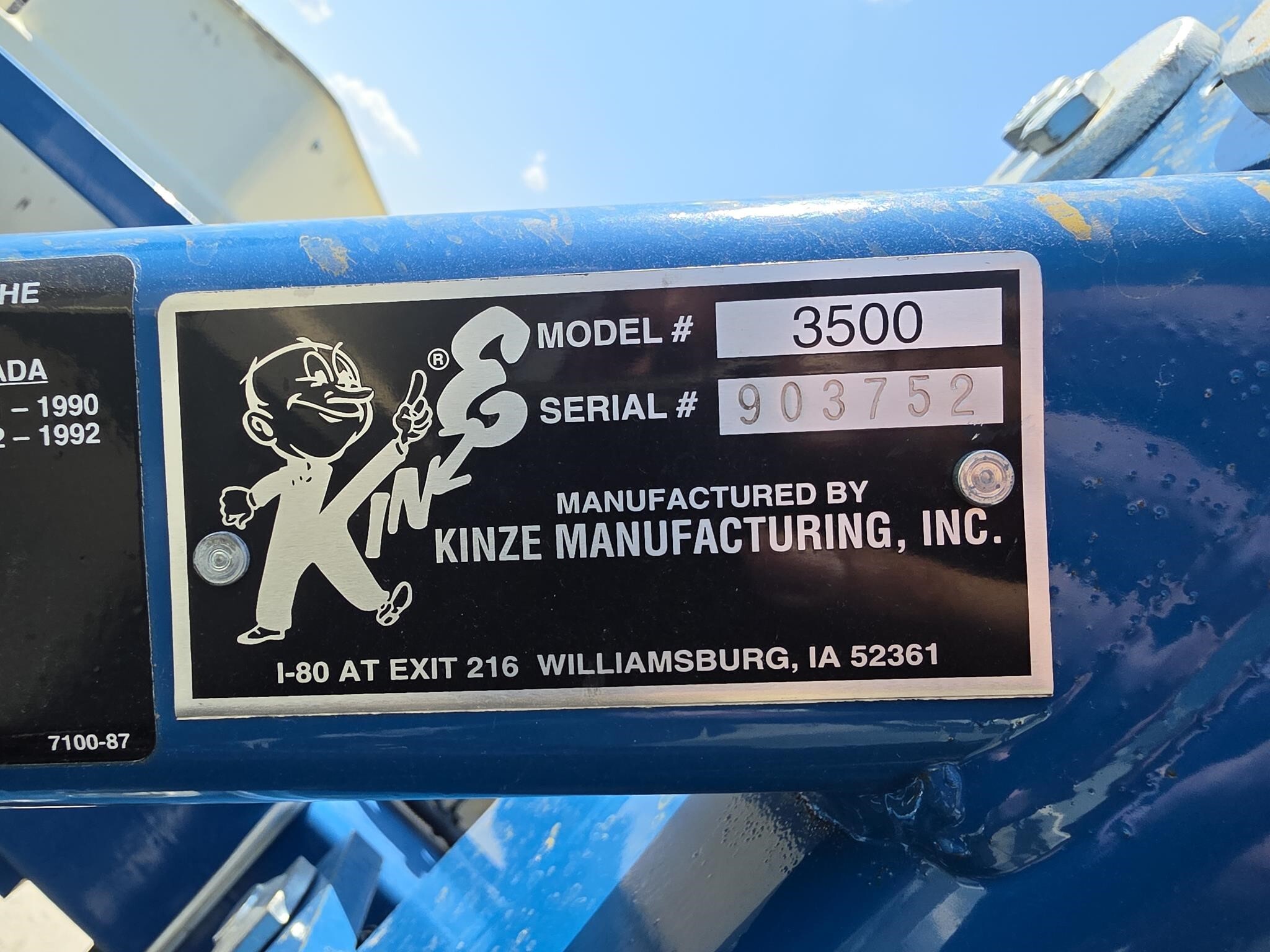 2010 Kinze 3500 Planter