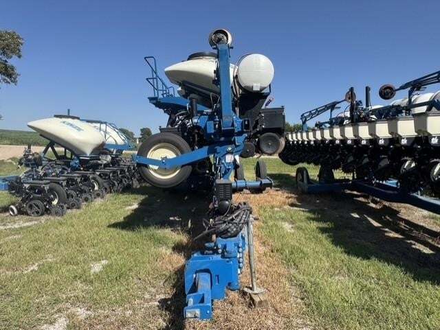2010 Kinze 3660 ASD Planter