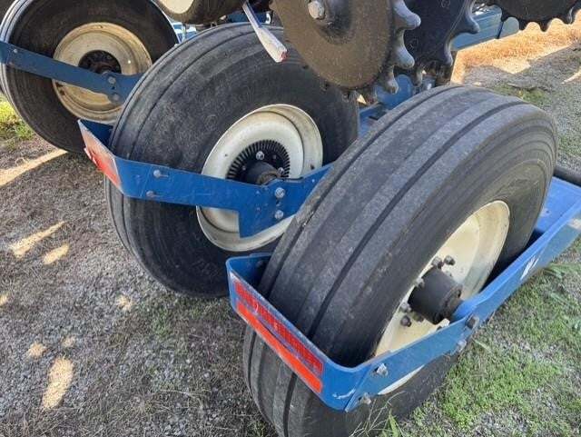 2010 Kinze 3660 ASD Planter