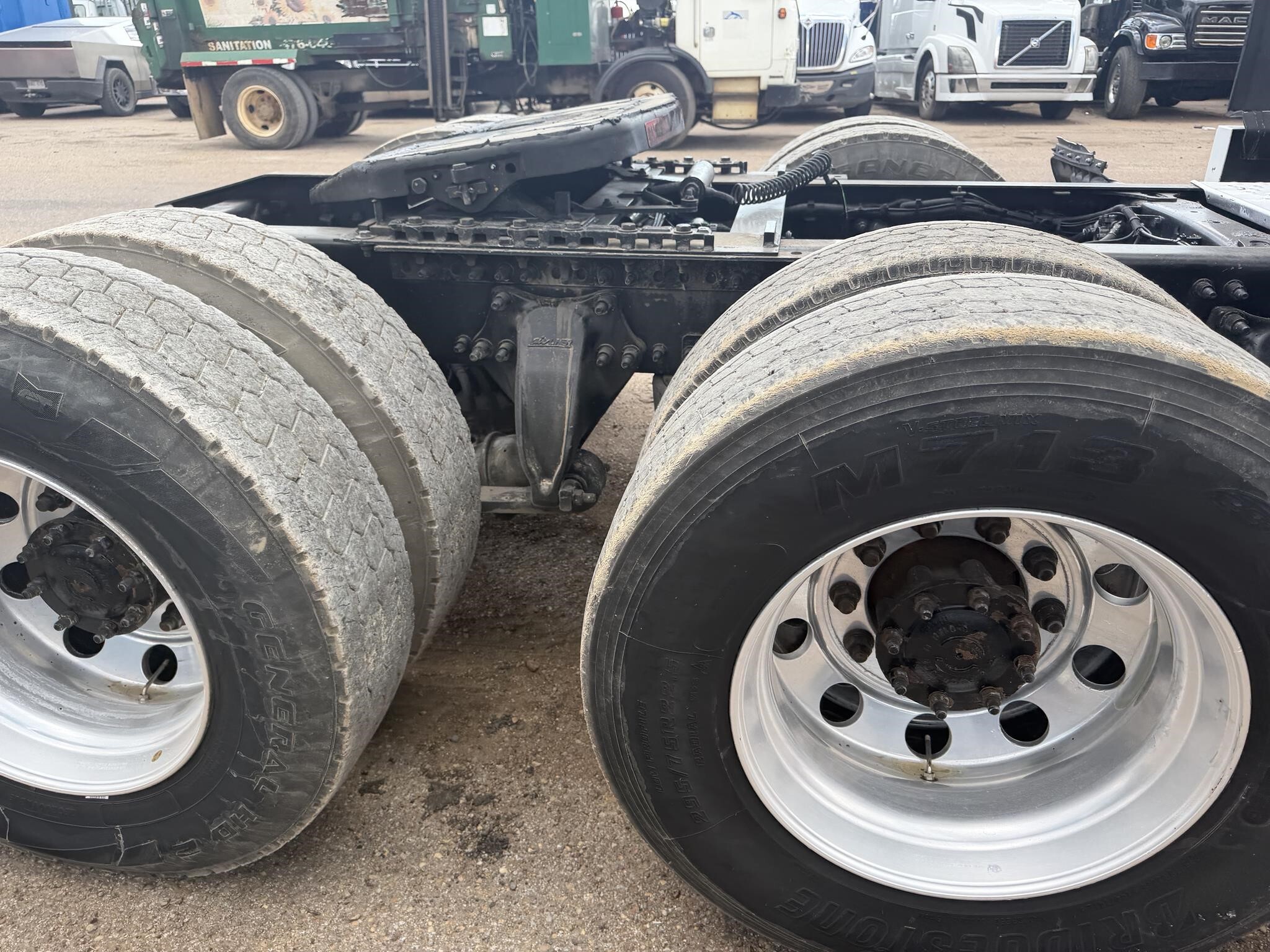 2016 Freightliner Cascadia 125 Semi Trucks/Trailer