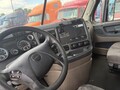 2016 Freightliner Cascadia 125 Semi Trucks/Trailer