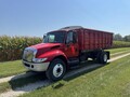 2005 International DURASTAR 4300 Semi Trucks/Trailer