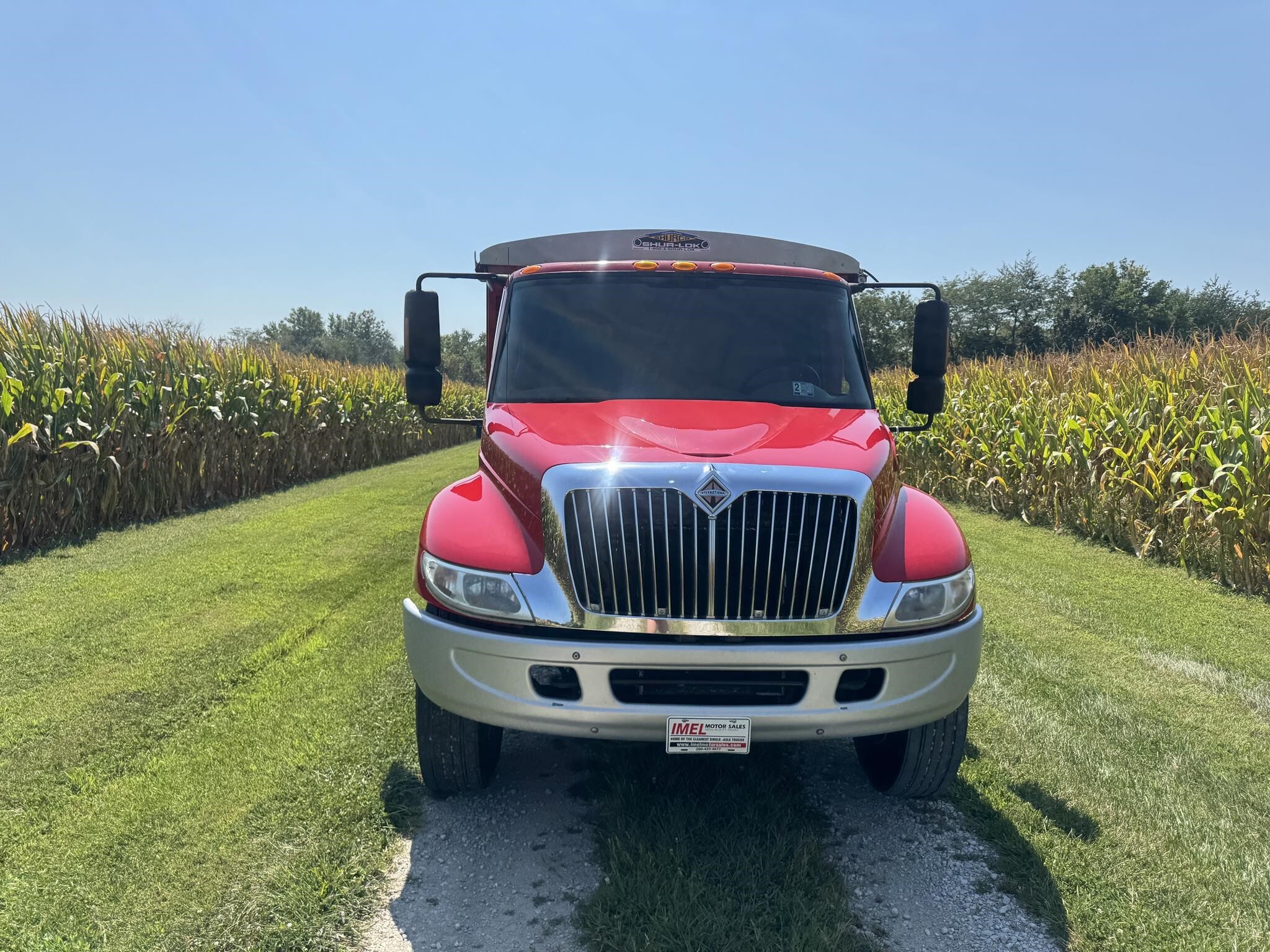 2005 International DURASTAR 4300 Semi Trucks/Trailer