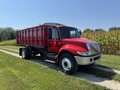 2005 International DURASTAR 4300 Semi Trucks/Trailer