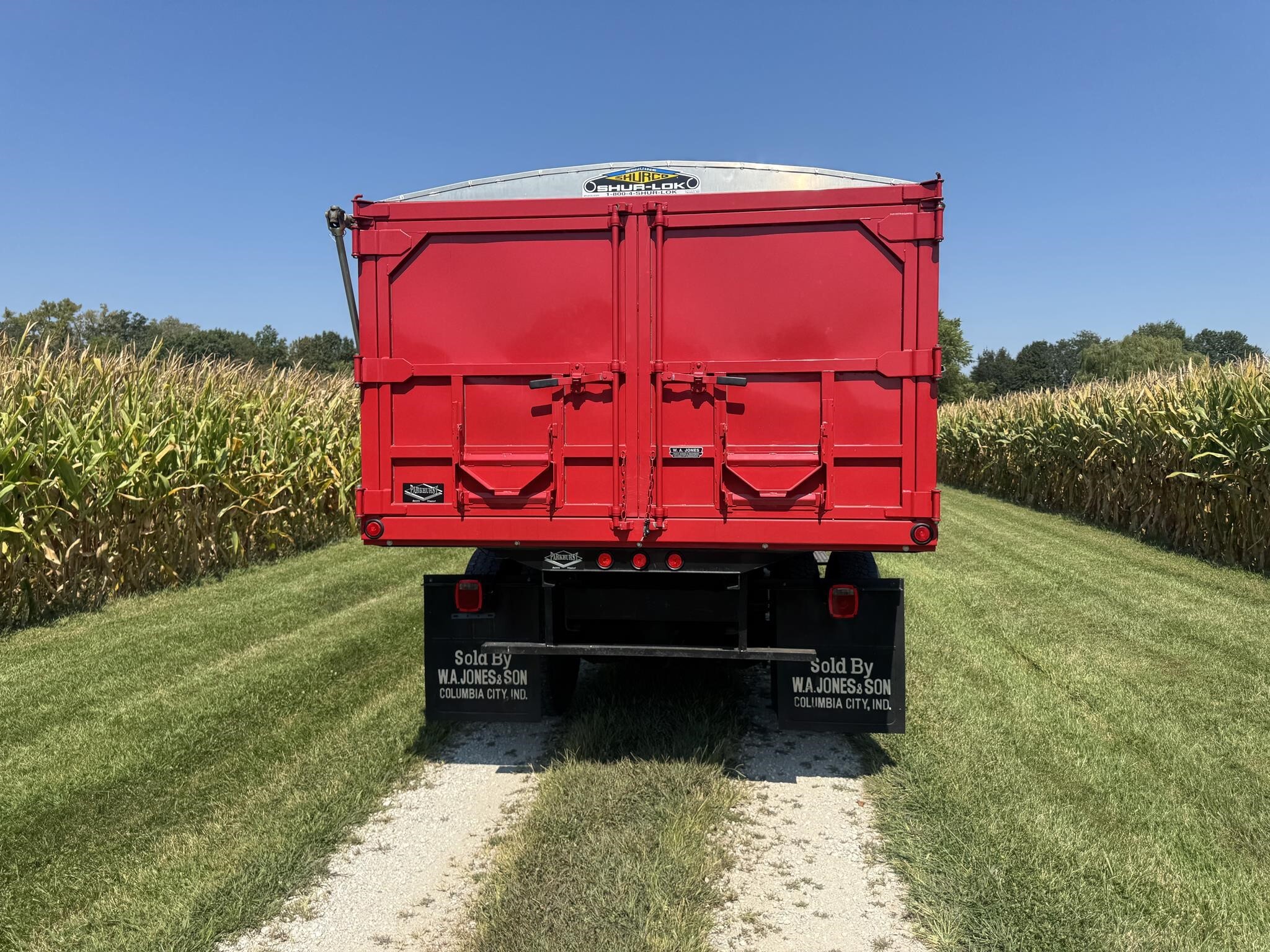 2005 International DURASTAR 4300 Semi Trucks/Trailer
