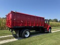 2005 International DURASTAR 4300 Semi Trucks/Trailer