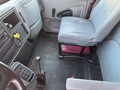 2005 International DURASTAR 4300 Semi Trucks/Trailer