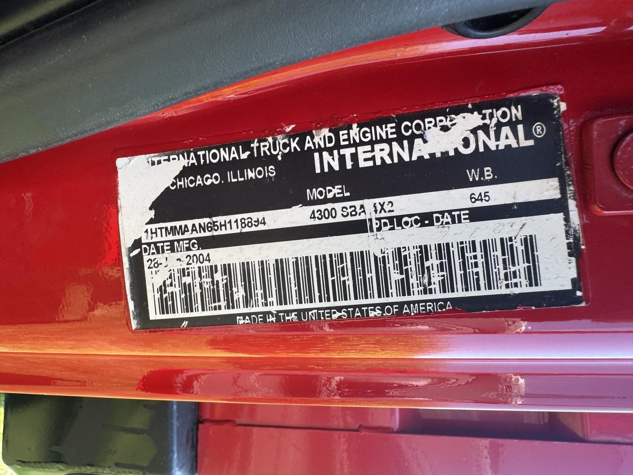 2005 International DURASTAR 4300 Semi Trucks/Trailer