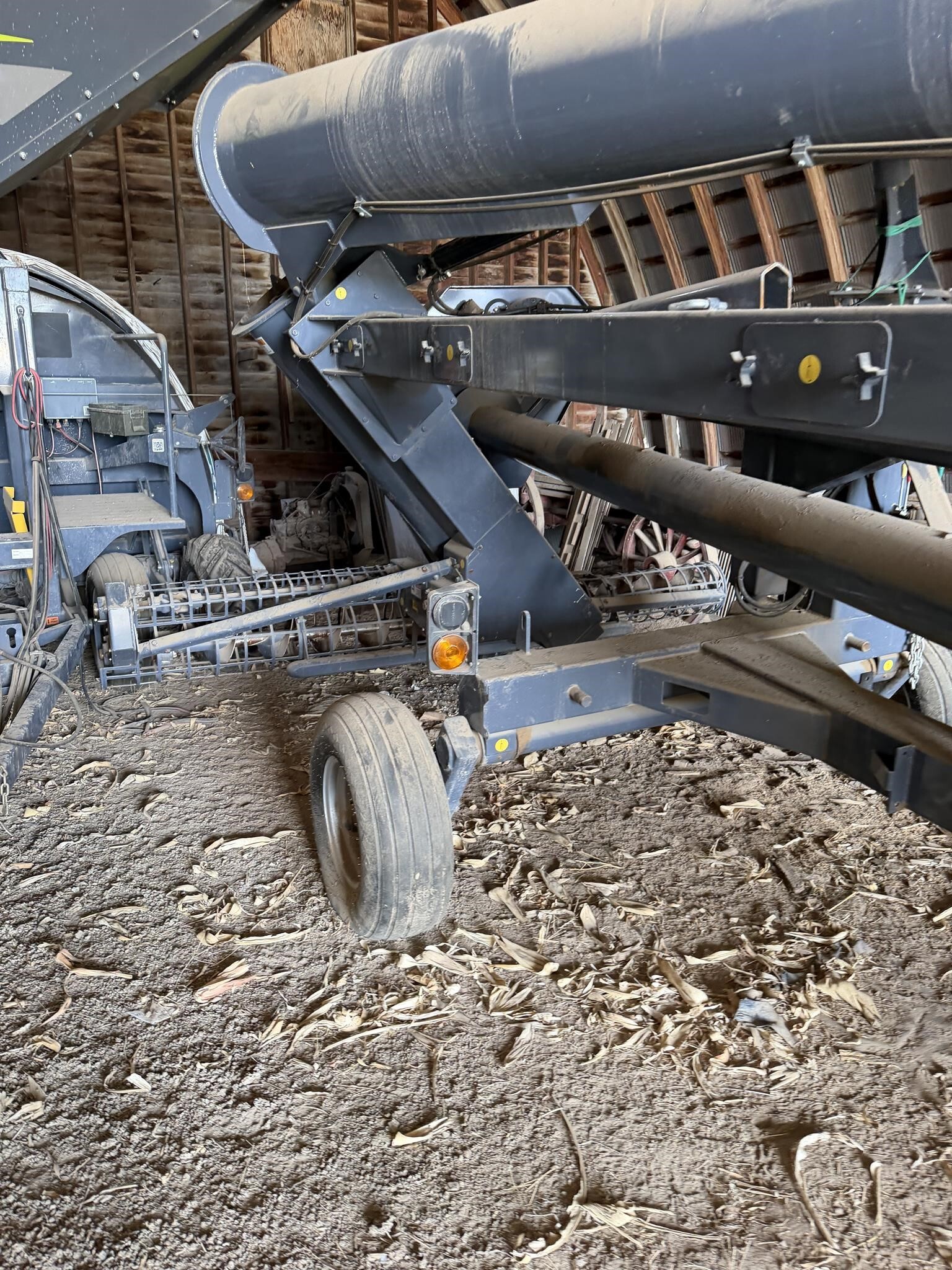 2016 Loftness GBU10 Grain Bin
