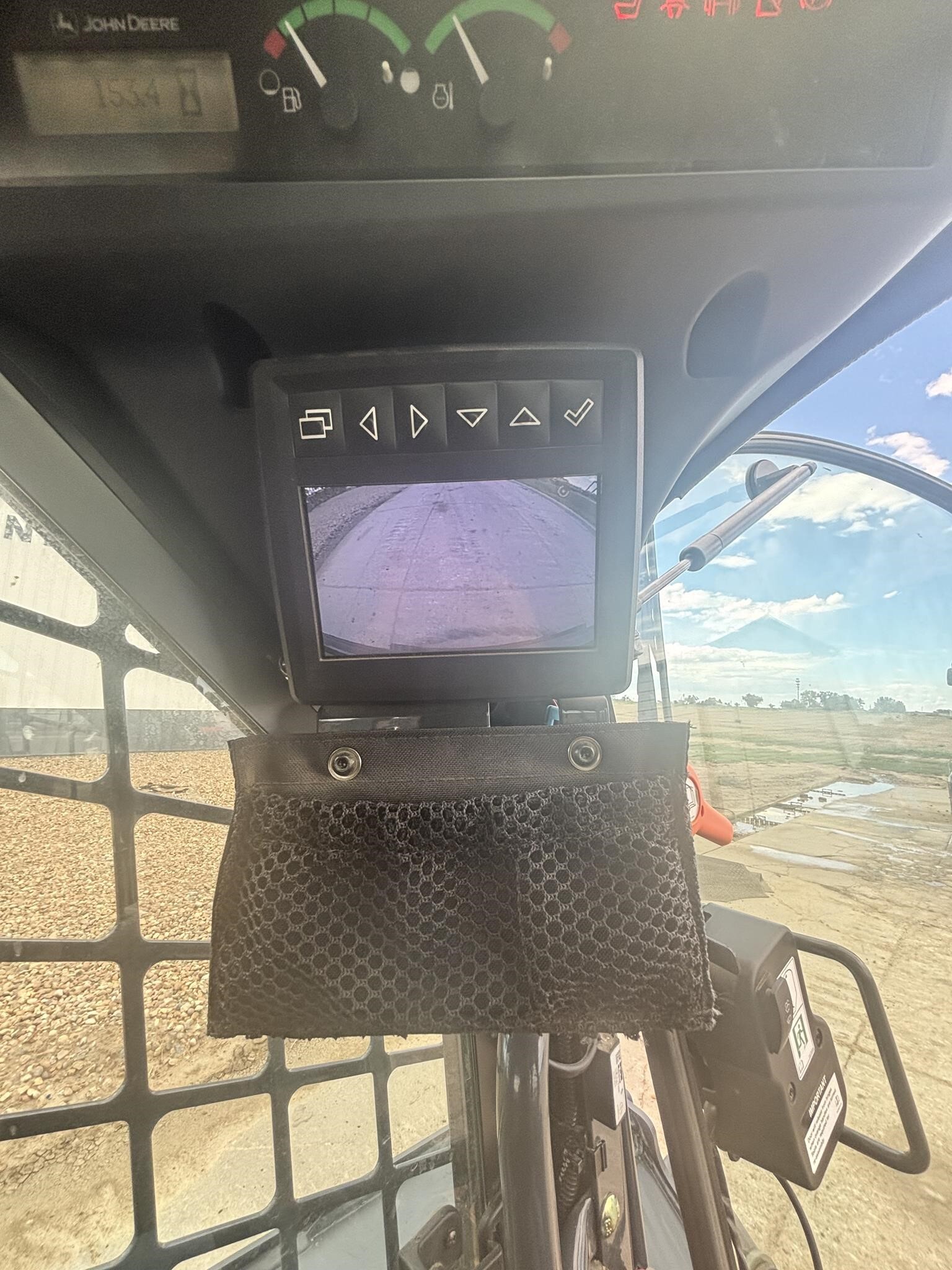 2020 Deere 324G Skid Steer