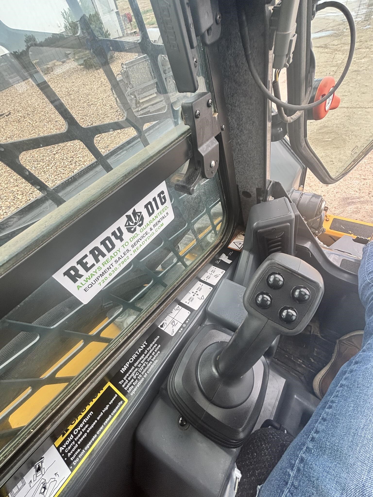 2020 Deere 324G Skid Steer