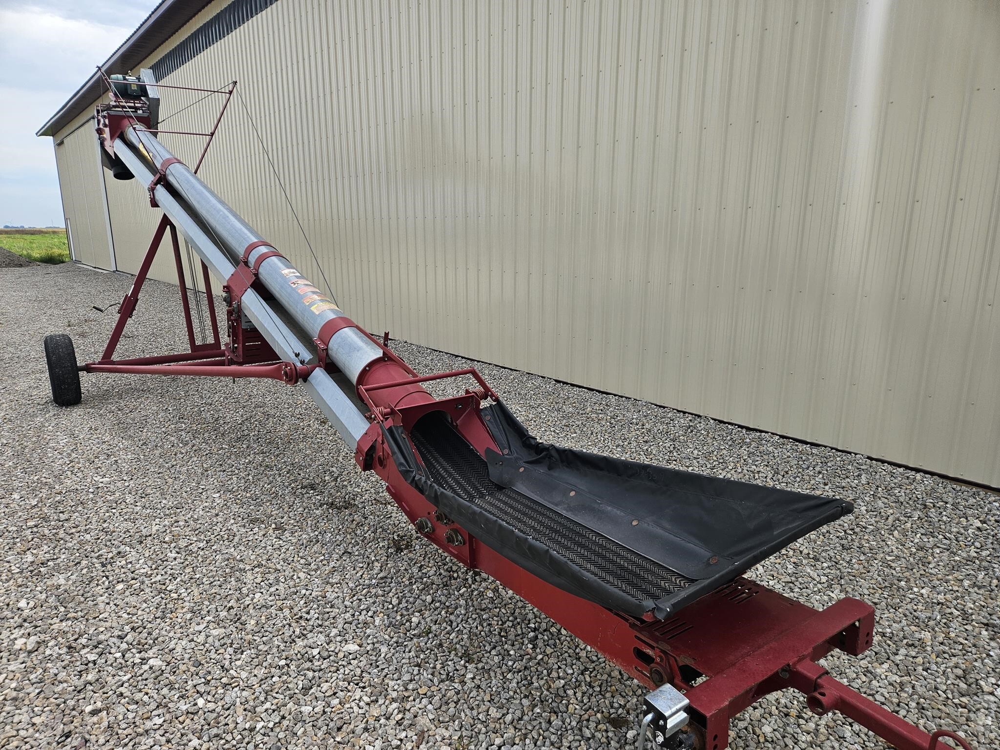  Mayrath 15x35 Augers and Conveyor