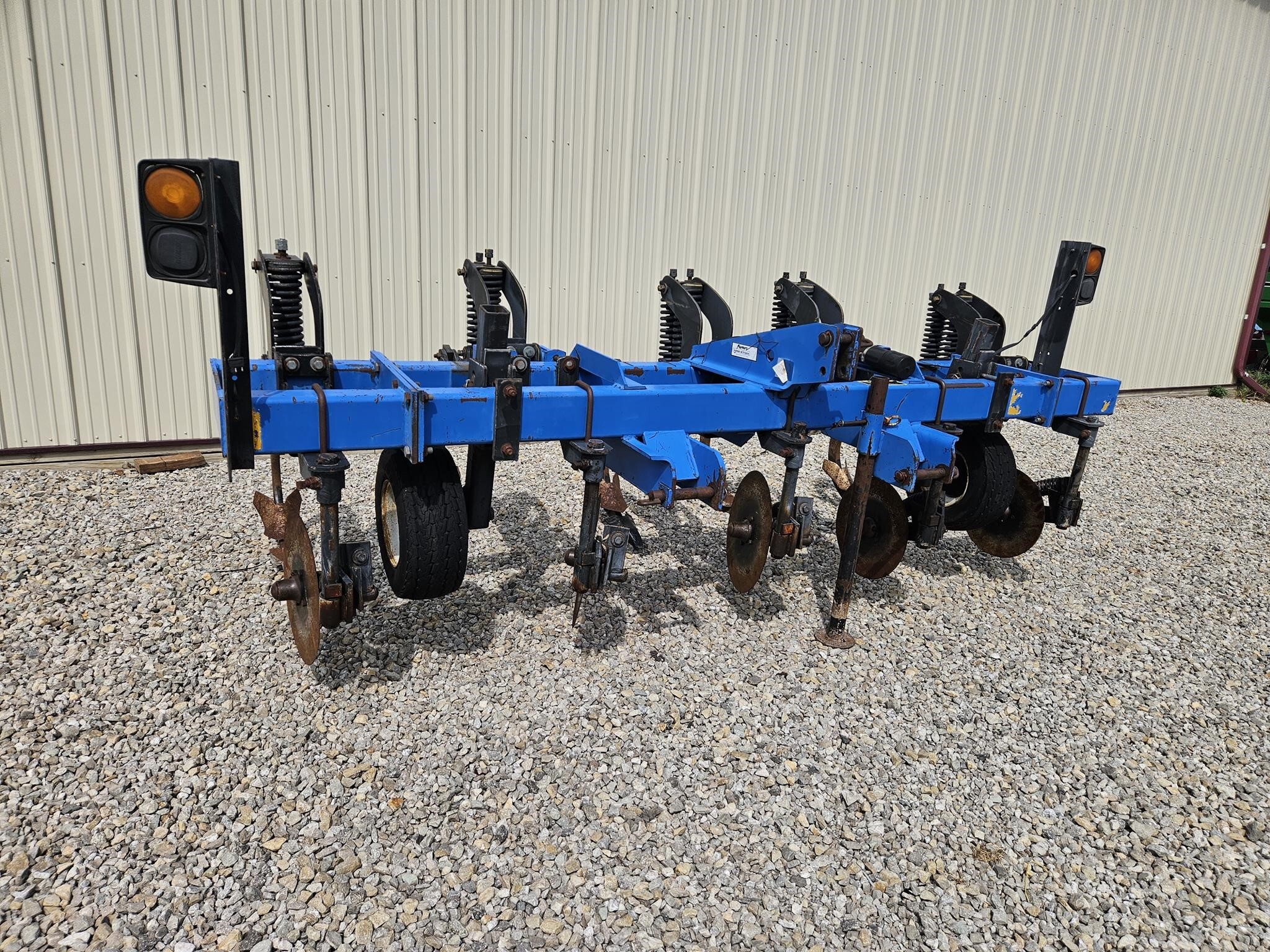  DMI 500 In-Line Ripper