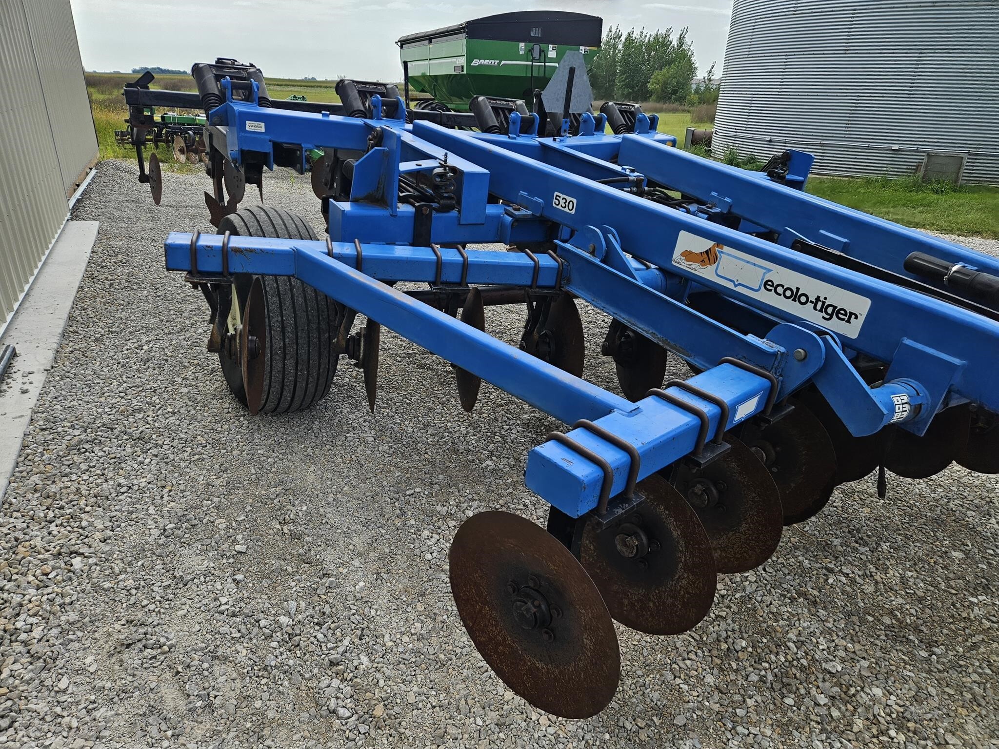  DMI Ecolo-Tiger 530 Disk Chisel
