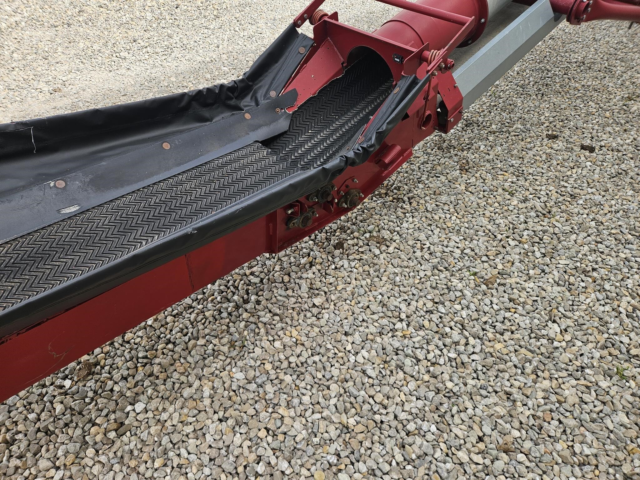  Mayrath 15x35 Augers and Conveyor