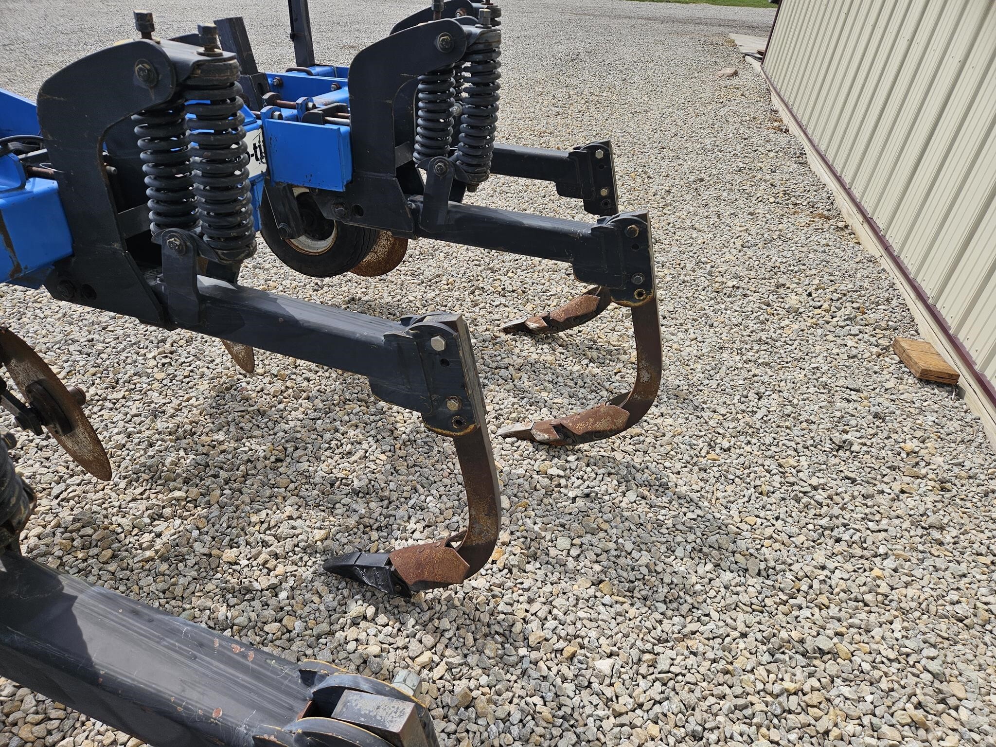  DMI 500 In-Line Ripper
