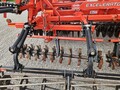 2017 Kuhn Krause 8005-34 Vertical Tillage