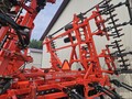 2017 Kuhn Krause 8005-34 Vertical Tillage