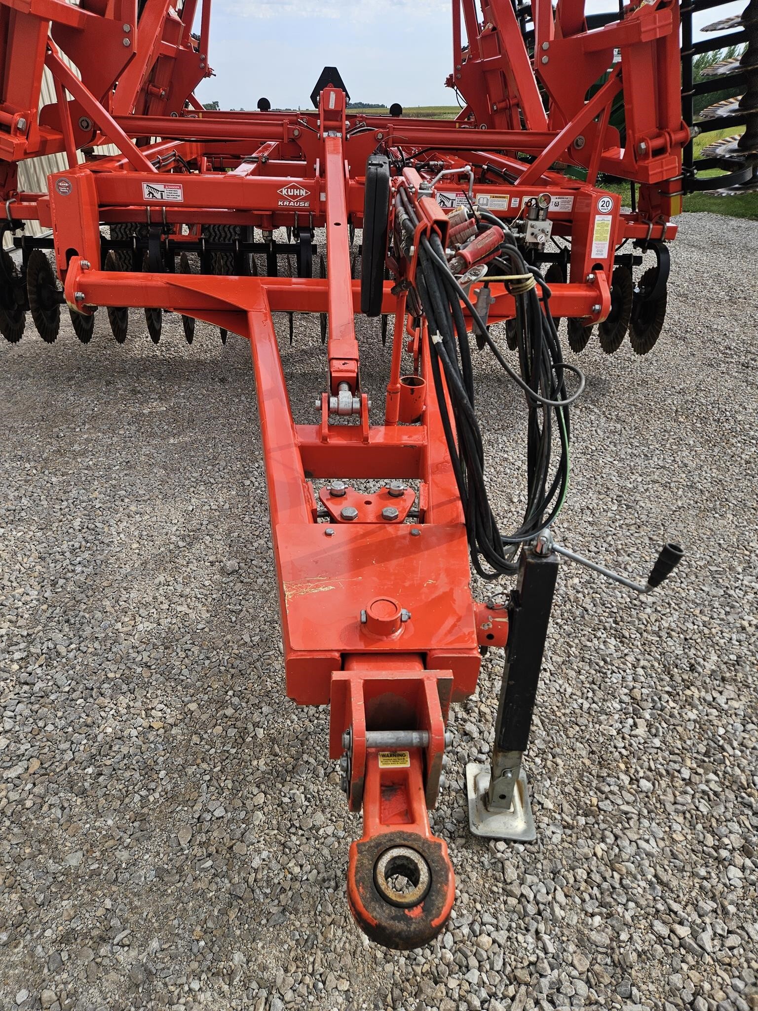 2017 Kuhn Krause 8005-34 Vertical Tillage