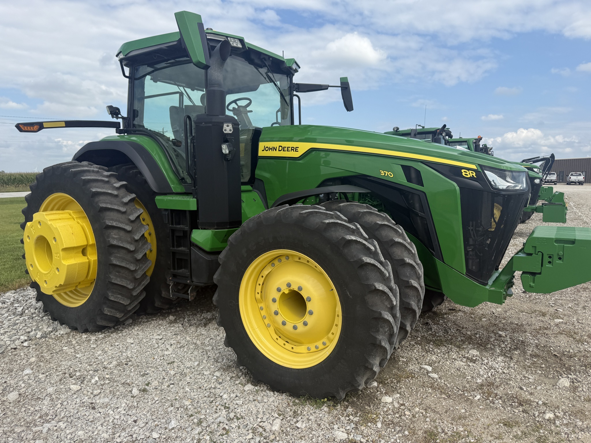 2021 John Deere 8R 370 Tractor