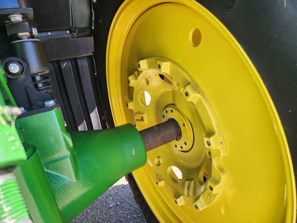 2025 John Deere 8R 340 Tractor