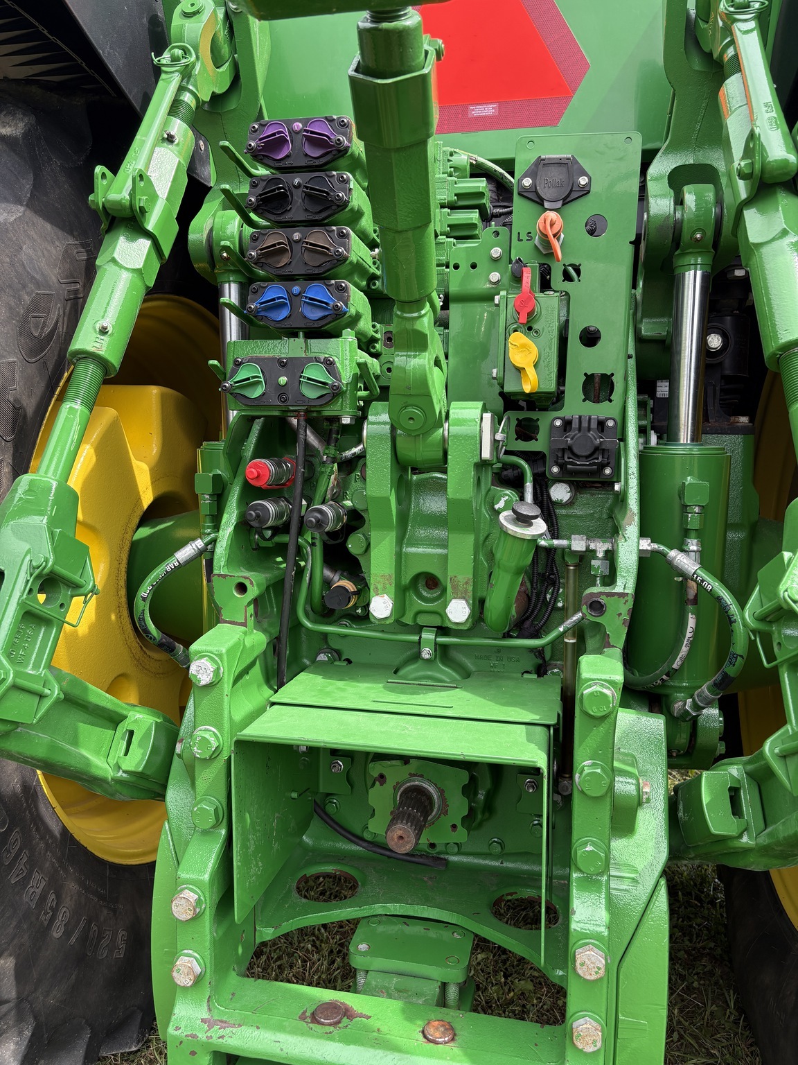 2022 John Deere 8R 370 Tractor