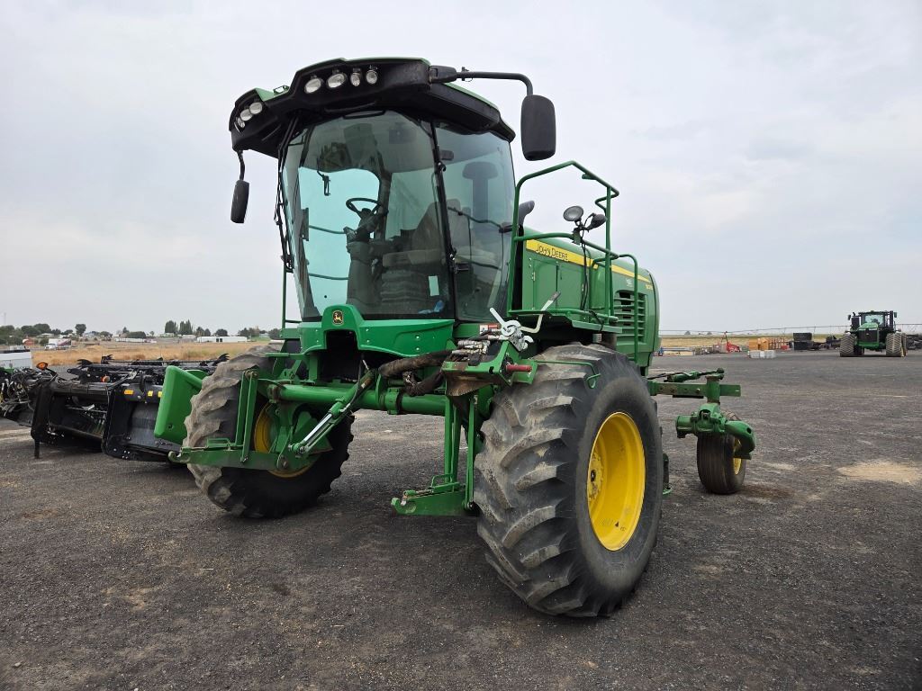 2014 John Deere W235 Self-Propelled Windrowers and Swather