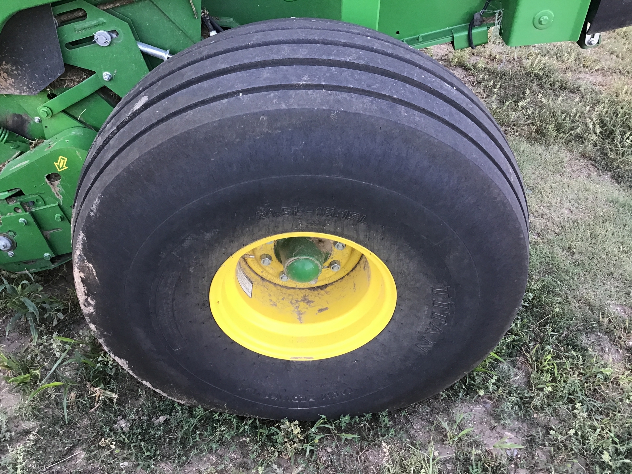 2021 John Deere 560R Round Baler