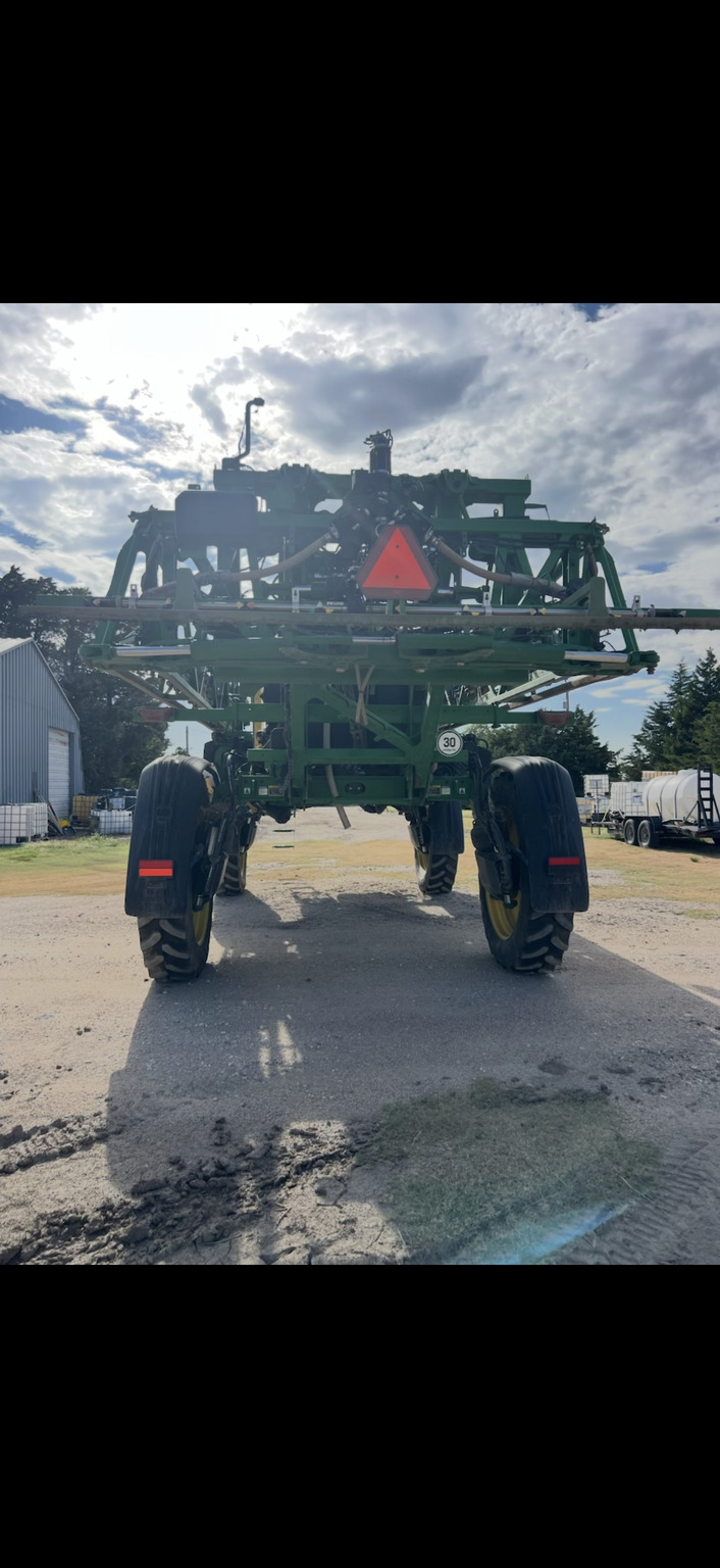 2022 John Deere 408R Self-Propelled Sprayer