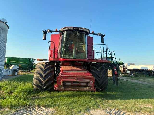 2021 Case IH 8250 Combine