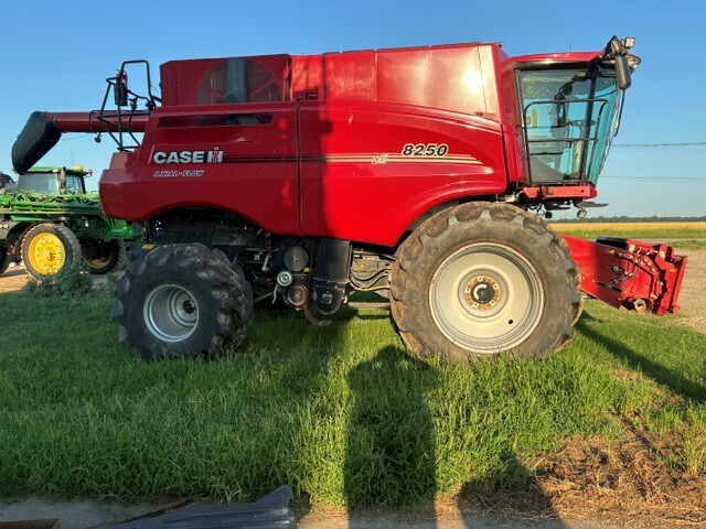 2021 Case IH 8250 Combine