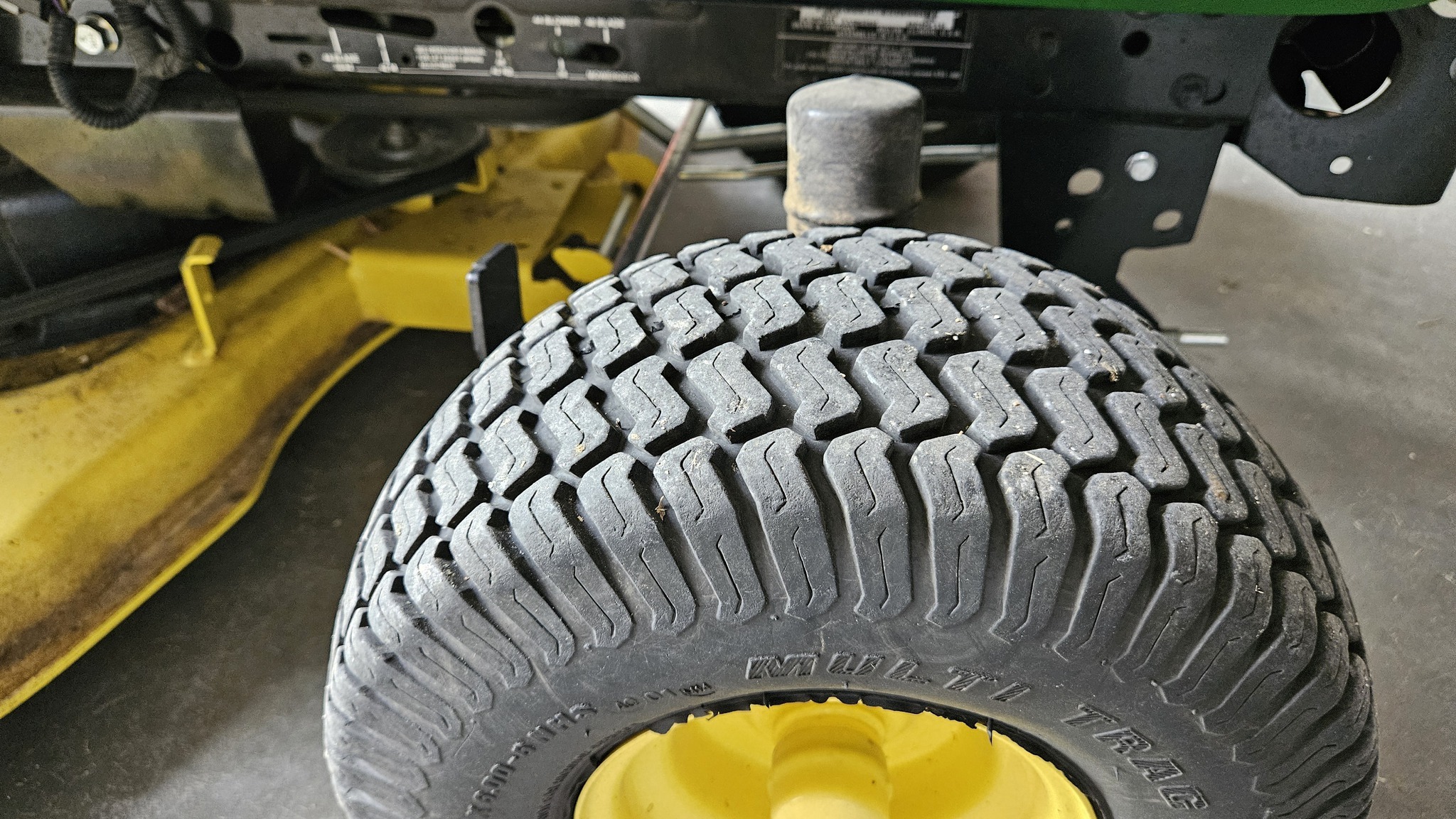 2015 John Deere X300R Lawn Mower