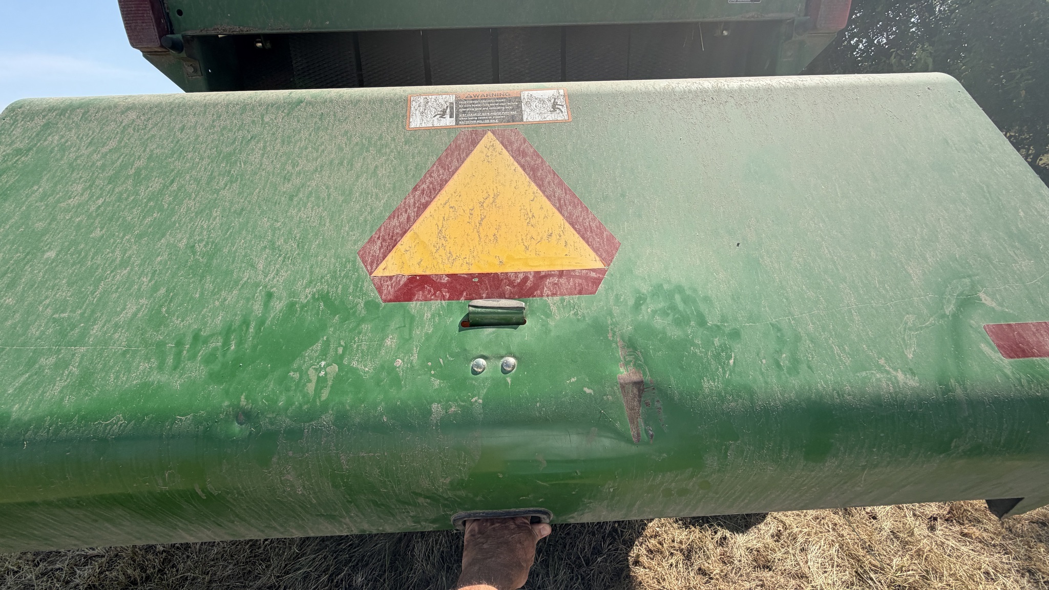 1999 John Deere 566 Round Baler