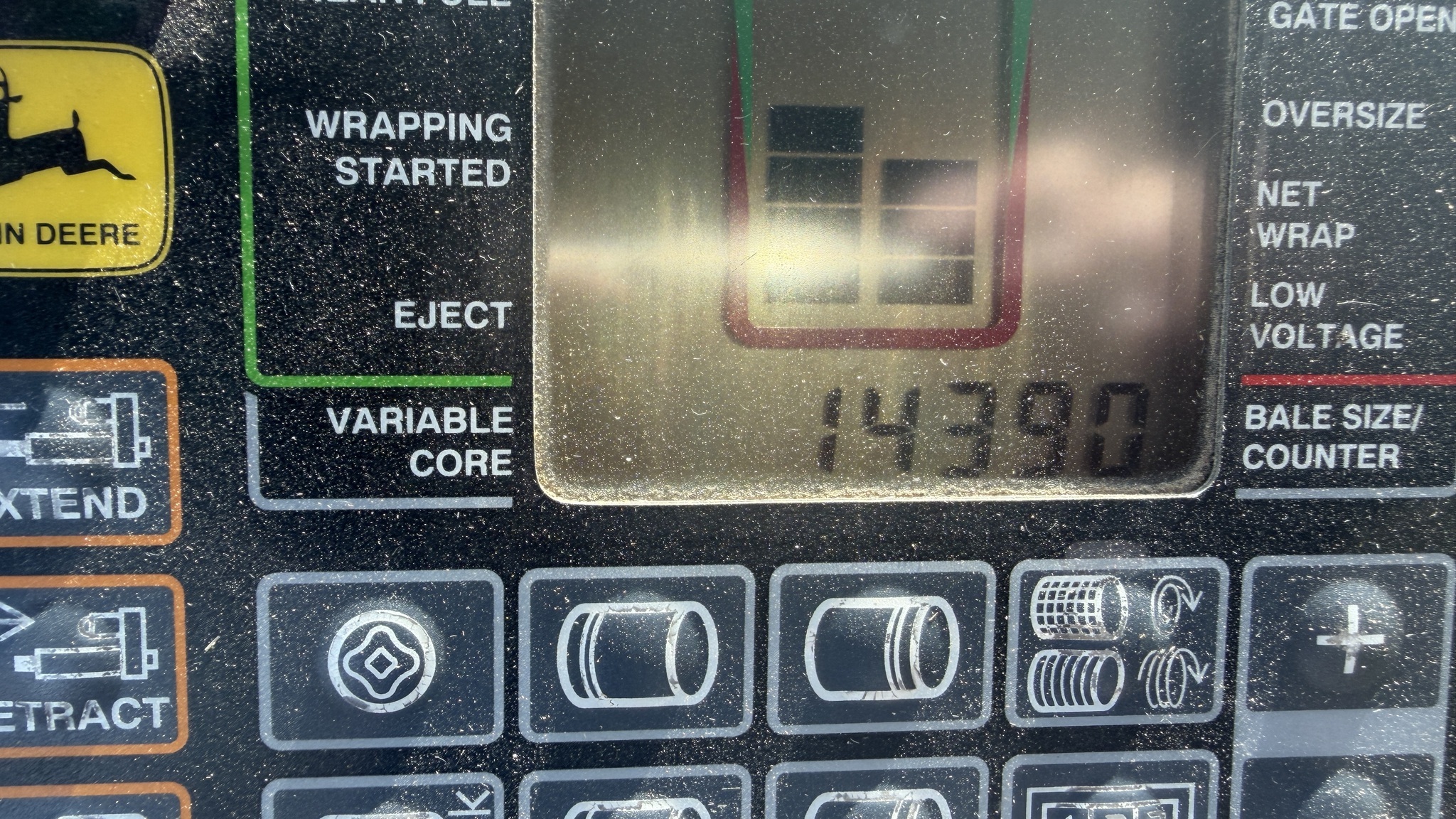 1999 John Deere 566 Round Baler