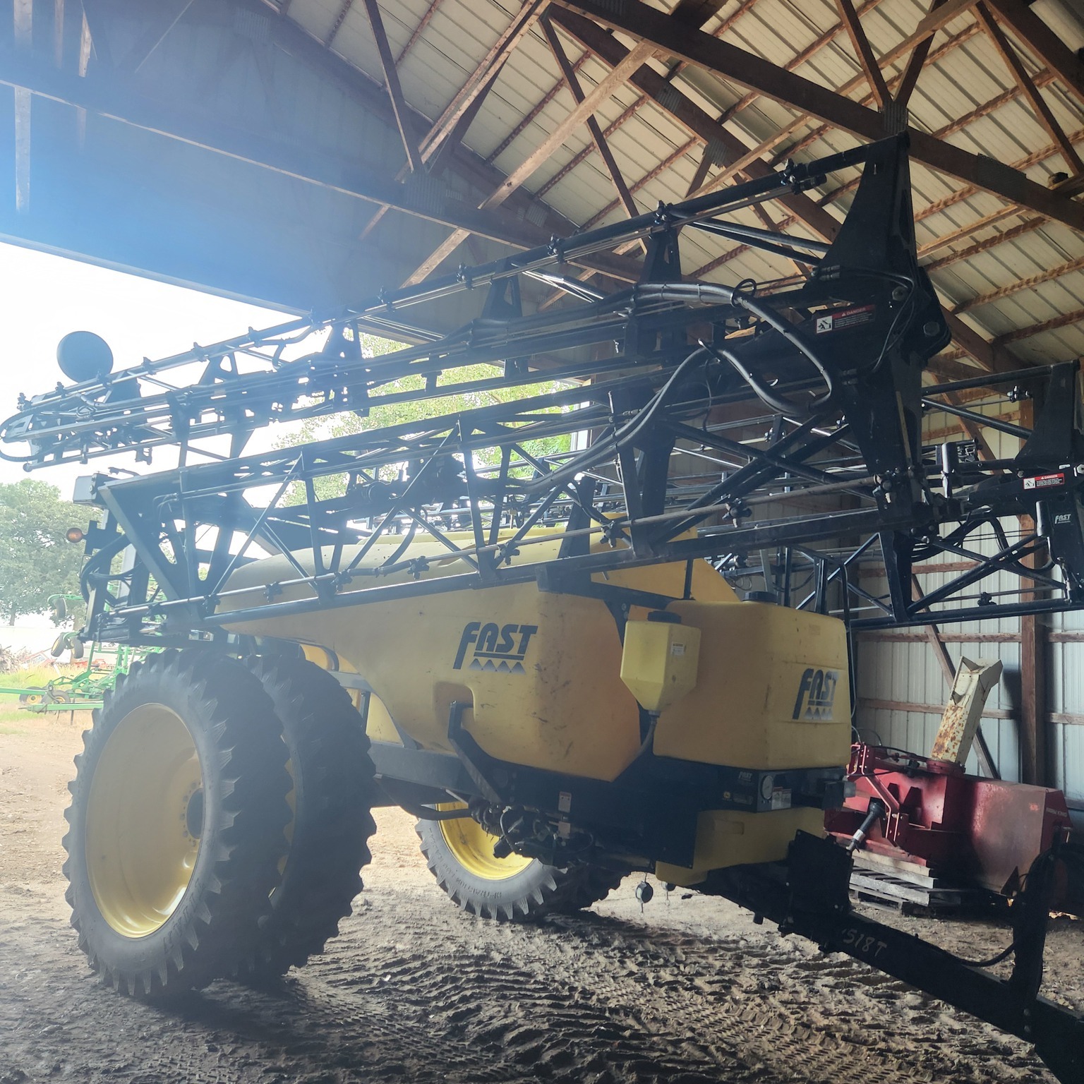 2019 Fast 9518T Pull-Type Sprayer