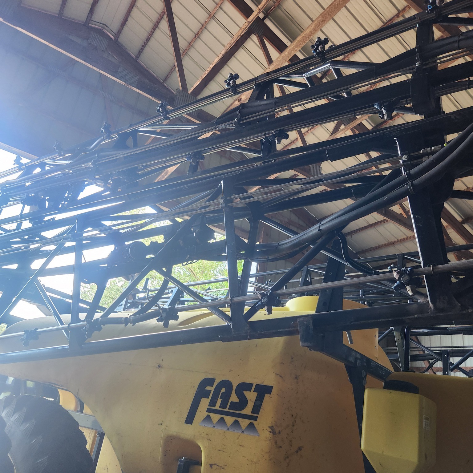 2019 Fast 9518T Pull-Type Sprayer