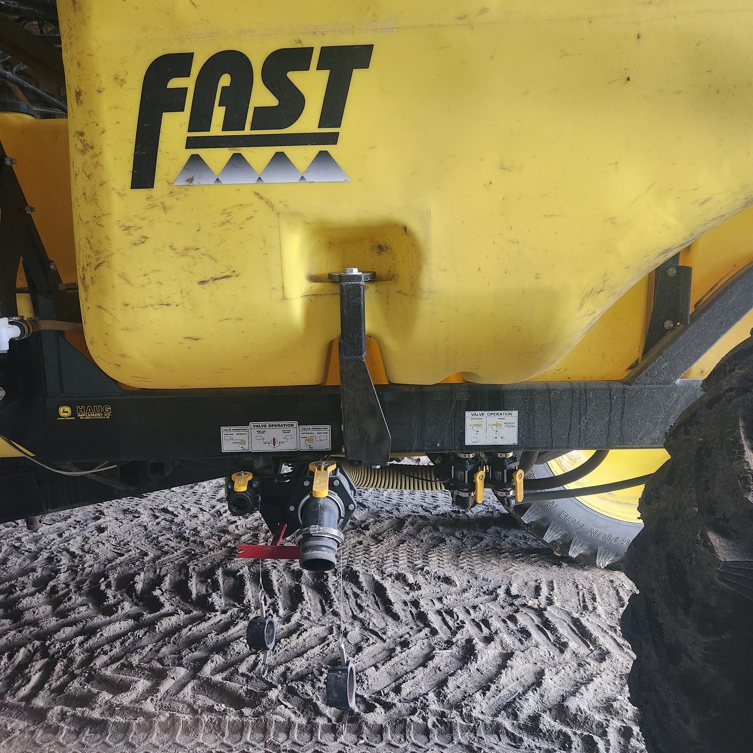 2019 Fast 9518T Pull-Type Sprayer
