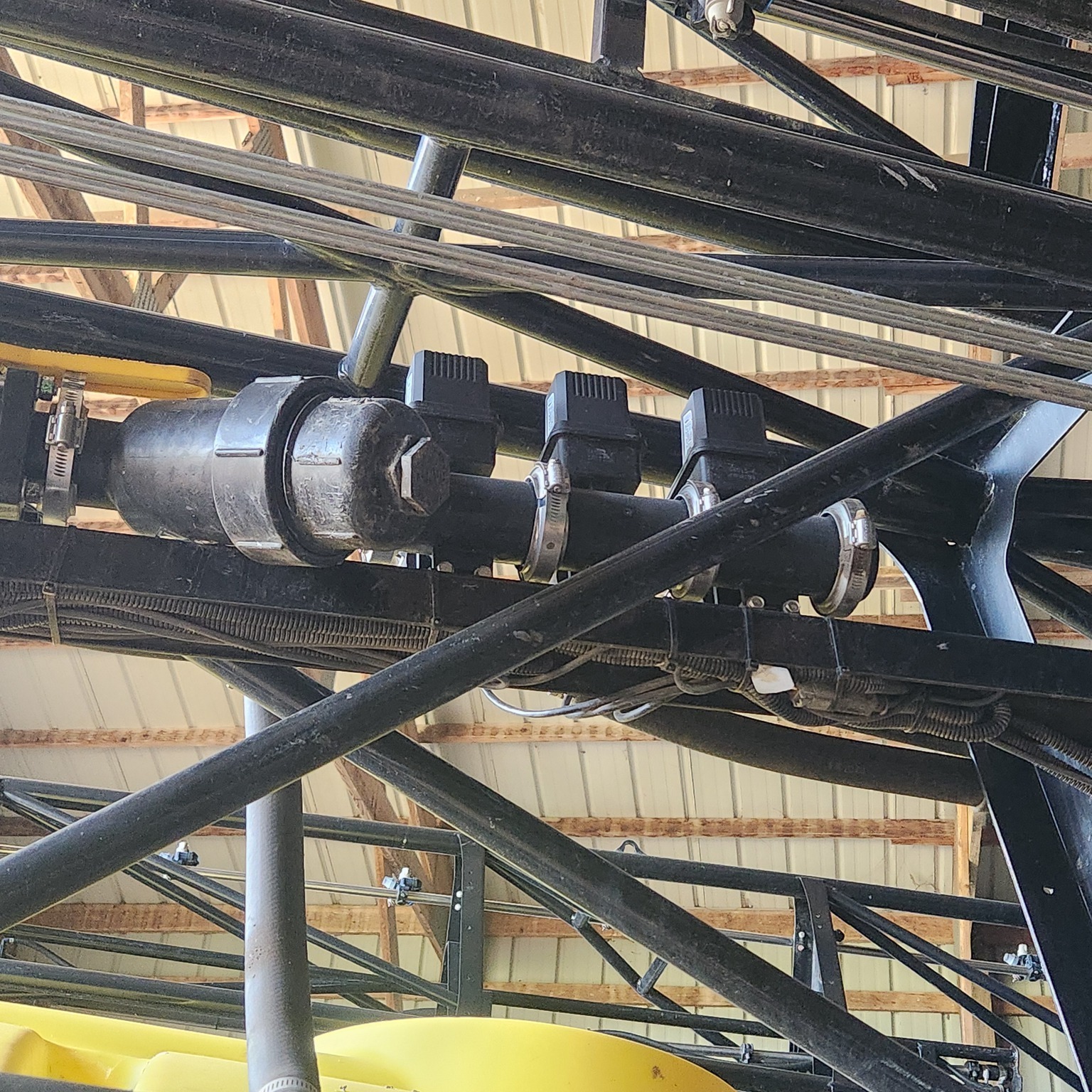 2019 Fast 9518T Pull-Type Sprayer