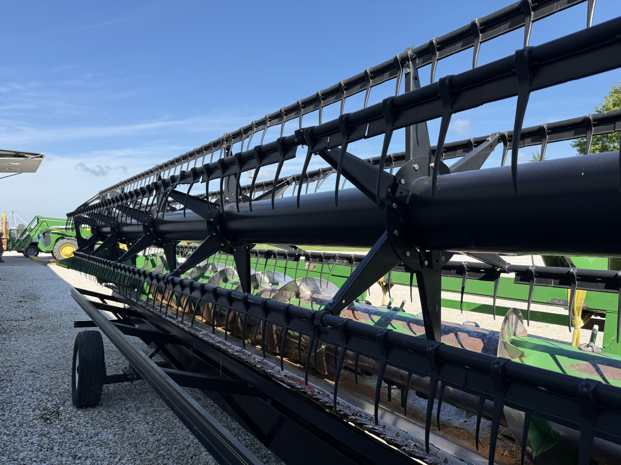 2019 John Deere 635F Platform