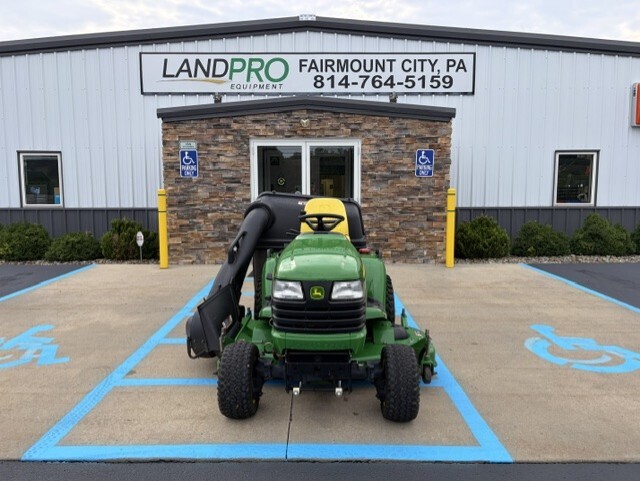 2010 John Deere X748 Lawn Mower
