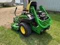 2025 John Deere Z955R EFI Lawn Mower