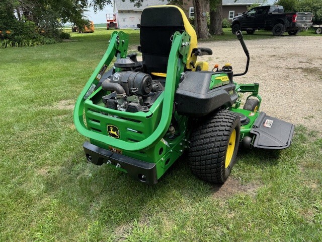 2025 John Deere Z955R EFI Lawn Mower