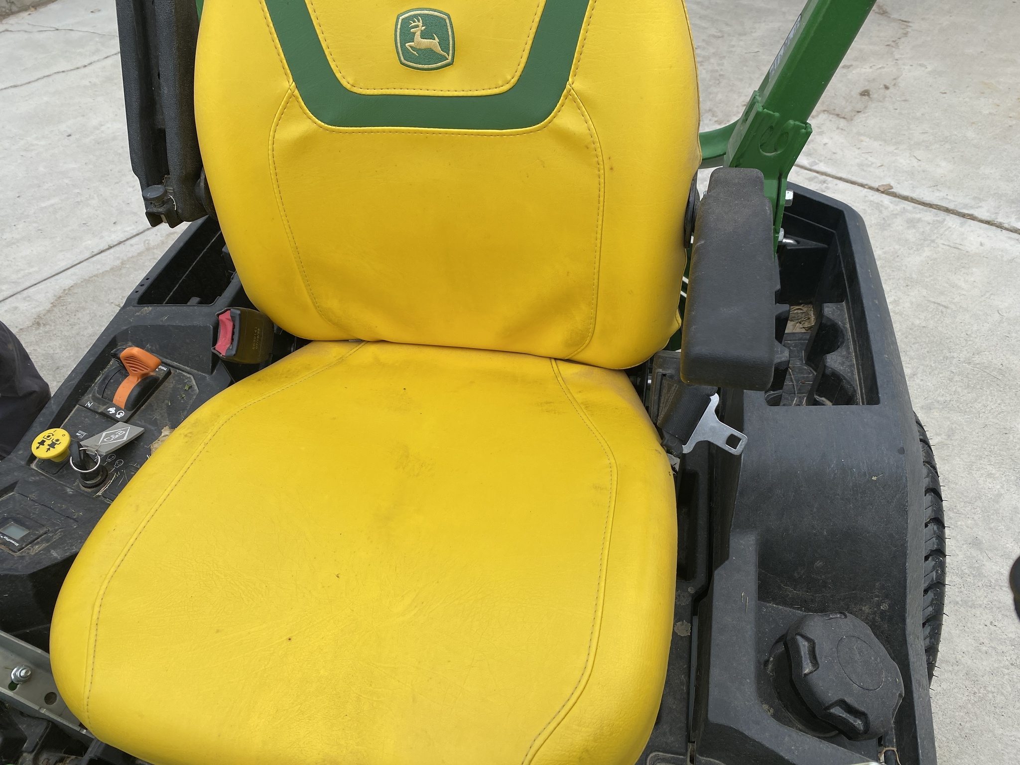 2023 John Deere Z530M Lawn Mower