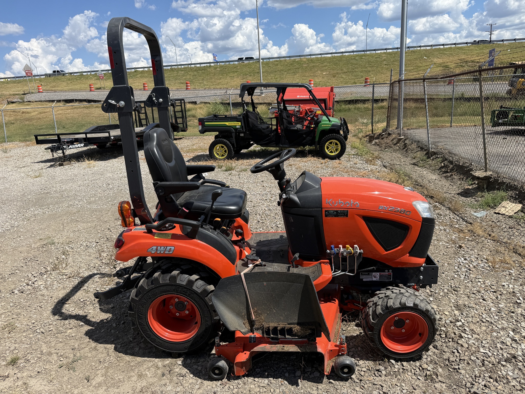 2022 Kubota BX2380 Tractor
