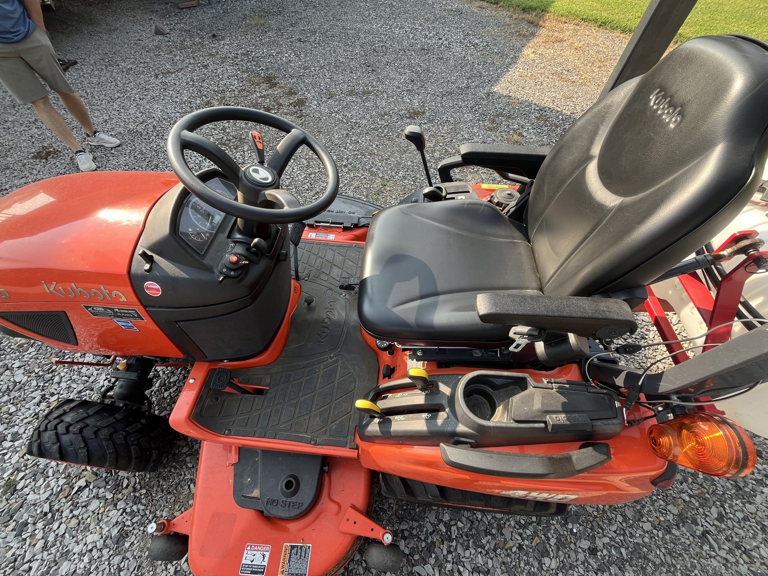 2022 Kubota BX2380 Tractor