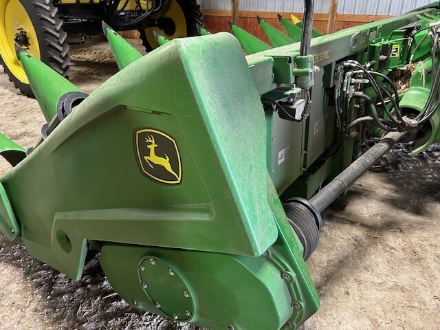 2024 John Deere C8R Corn Head
