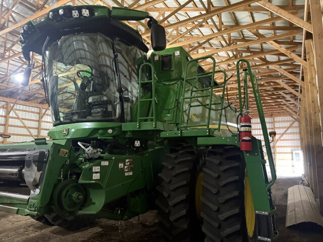 2023 John Deere S780 Combine