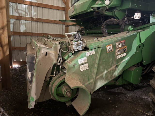 2023 John Deere S780 Combine