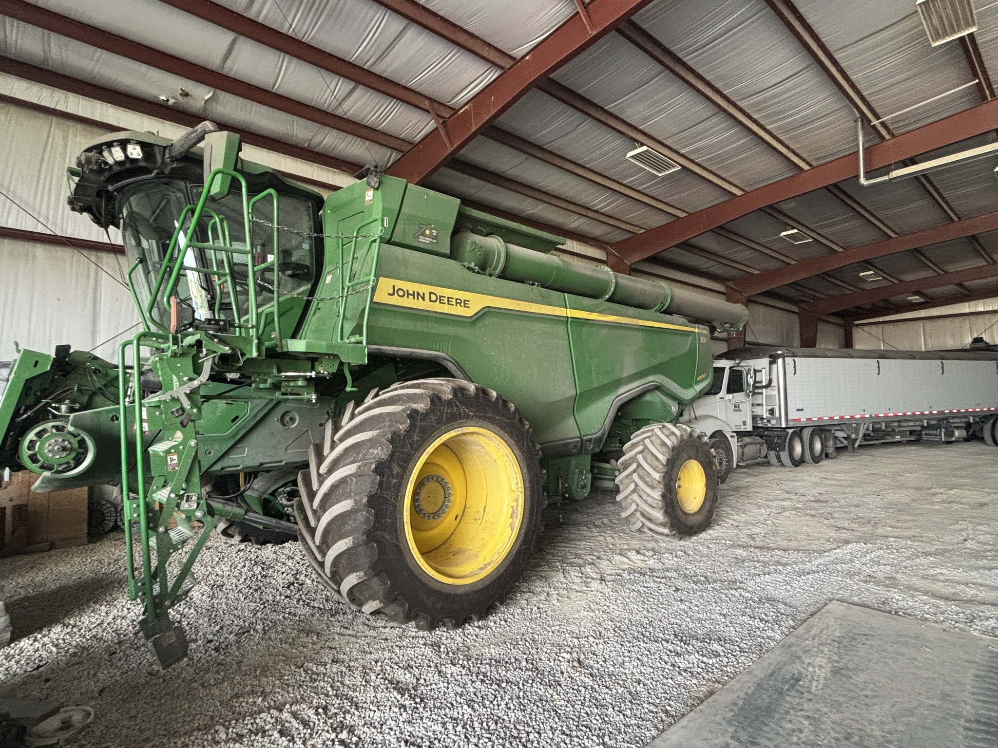 2022 John Deere X9 1000 Combine